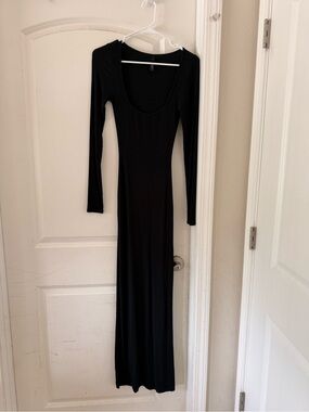 SKIMS Black Long-Sleeve Scoop-Neck Maxi Dress